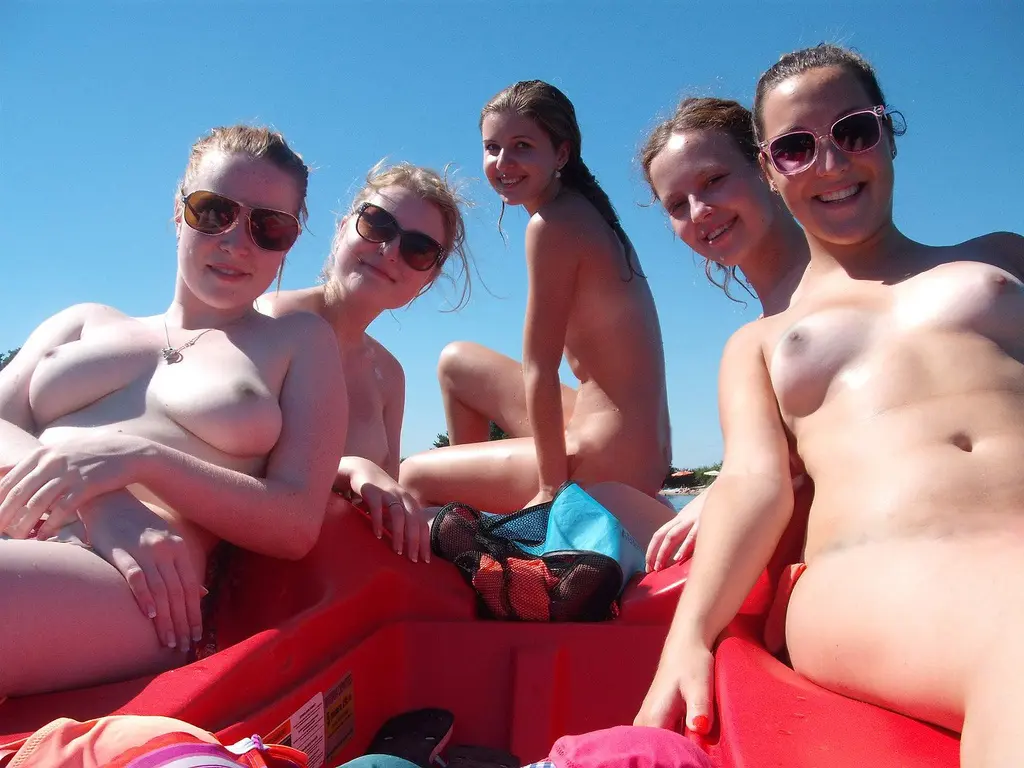 Sisters Cousins Topless Nude Beach - Swingers Blog - Swinger Blog - Hotwife  Blog
